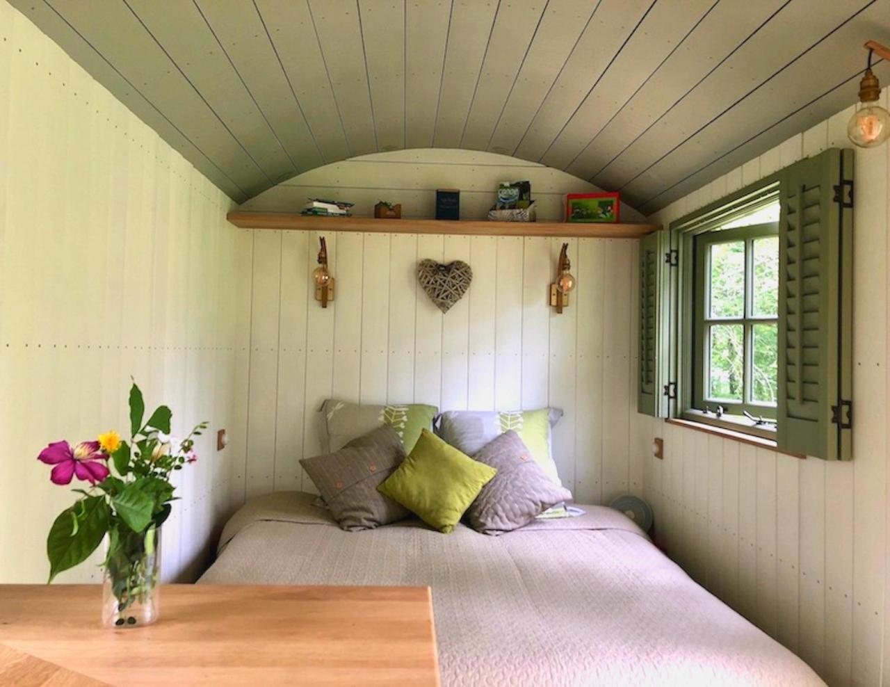 Вилла The Dordogne Huts With Private Pool And Jacuzzi Payzac  Экстерьер фото